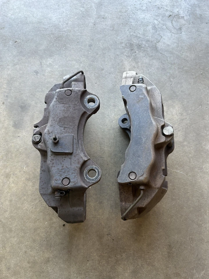 2004-2010 Porsche Cayenne Audi Q7 VW Touareg Brembo 17Z Calipers Front Set OEM - Image 4 of 4