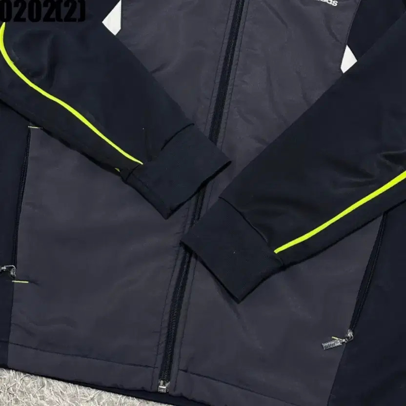 Adidas Zip-up Jacket - Vintage Style thumbnail 5