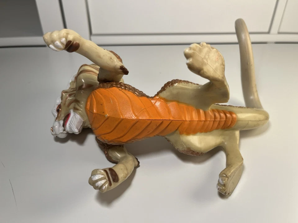 Figura de León Dragonne Advanced Dungeons & Dragons 1984 de colección, sin alas, rara Foto 4 de 4