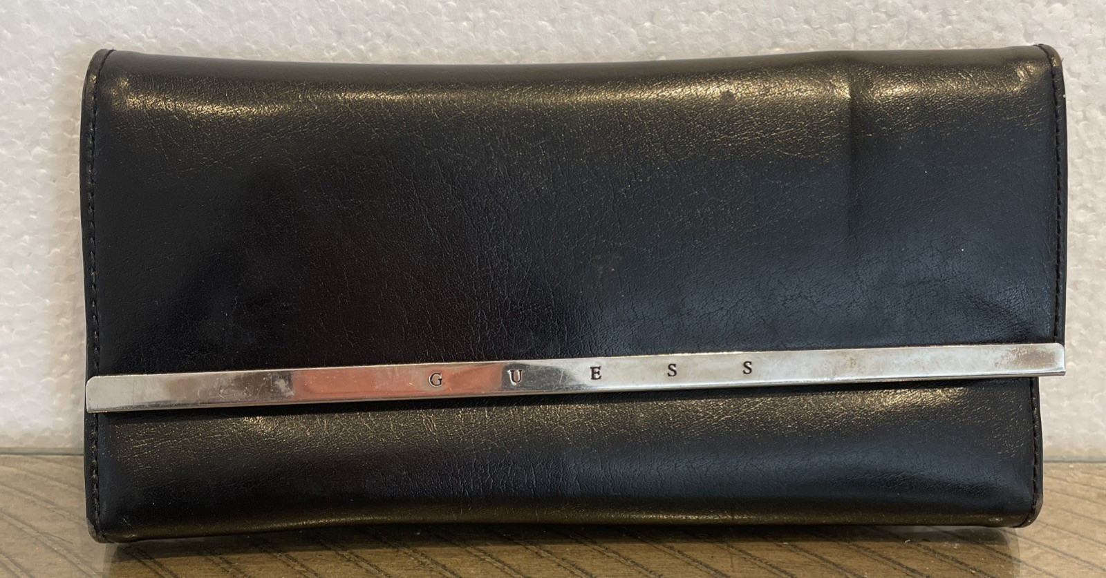 Vintage Guess Black Trifold Wallet Billfold