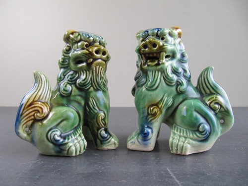 Vintage Pair Chinese Ceramic ShiShi Foo Dogs / Temple Lion Foo Dogs - Picture 10 of 10
