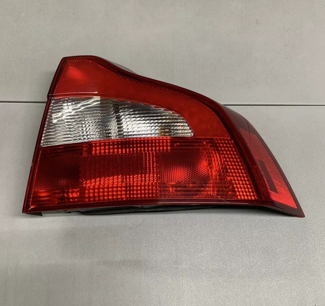 Volvo S80 Tail Light Lamp Lens Taillight Right Rear OEM eBay