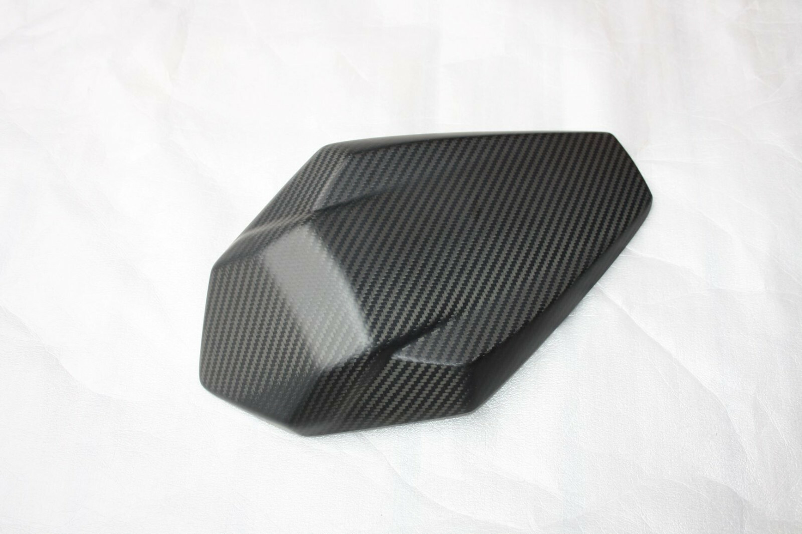 Capot de selle Kawasaki ZX10R carbone mat pour éliminer la selle passager inesthétique