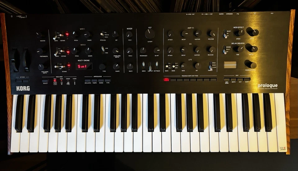 Korg Prologue 8 Synthesizer Polyphon Hybrid