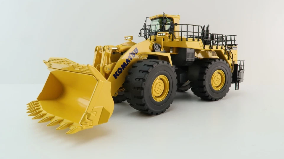 NZG 889 - Large KOMATSU WA1200 Mining Wheel Loader Scale 1:50 - Image 2 of 4