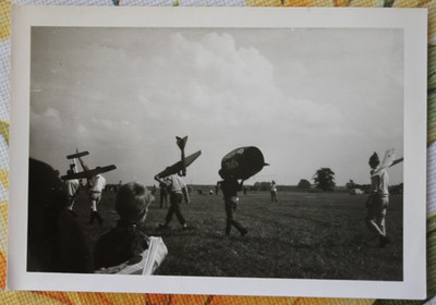 Foto Dortmunder Thier Pils 1936 Segelflugzeug Zeppelin Modellbau kinder AD