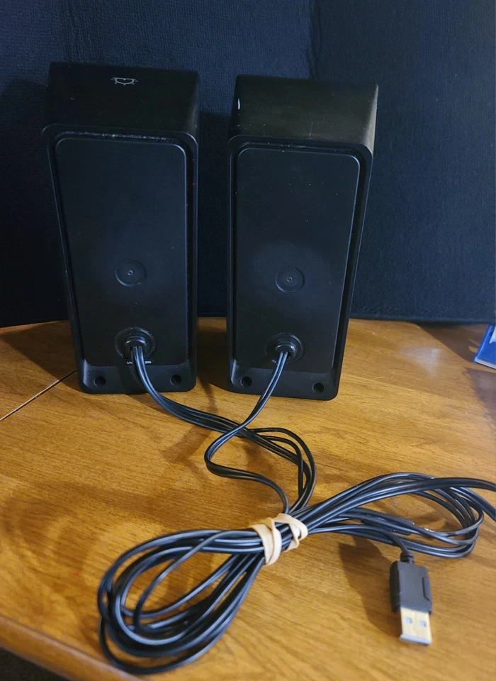 Nylavee PC Gaming Speakers 2.1 Channel Audio USB Or USB-C Port Wired Sub Woofer - Image 4 of 4