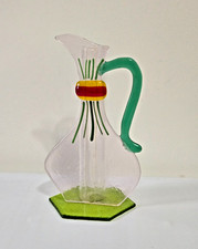 Art Glass Bud Vase. Very Unique. Ready for Spring Flowers. 6"H x 3 1/2"W Pretty