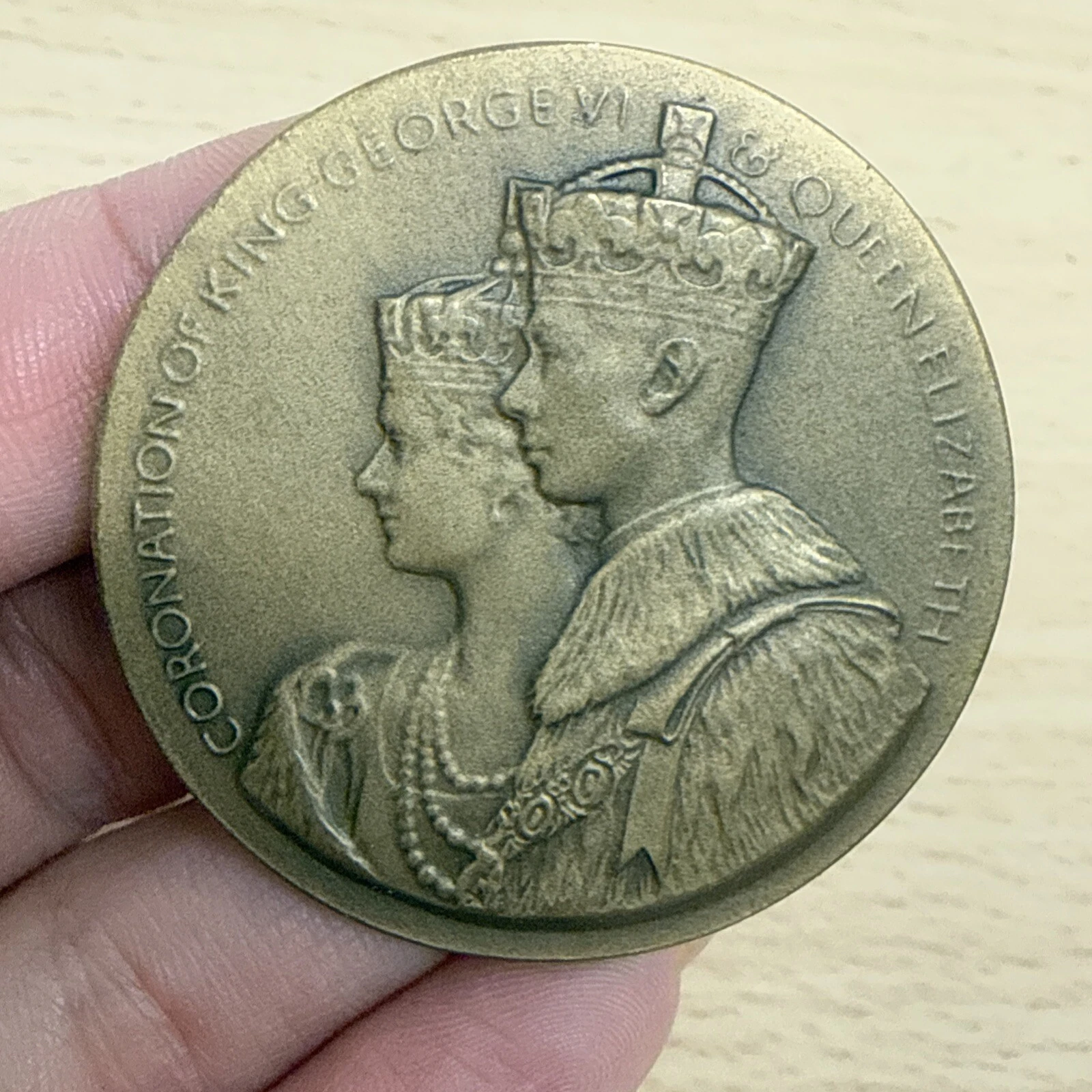 Médaille Coronation Of King George VI & Quinn ￼Élisabeth ￼