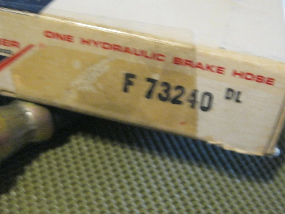 Manguera de freno delantera Pontiac Catalina, Bonneville 1969-1970 NOS Foto 3 de 3