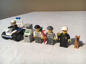 LEGO CITY POLICE MINIFIGURE COLLECTION, (7279), RETIRED PRODUCT, RARE, 100% 
