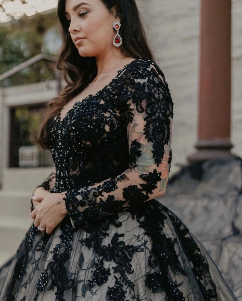 Top Unique Gothic Lace Wedding Dress Bridal Gown Black Ivory Sequin Custom made - Image 2 of 4