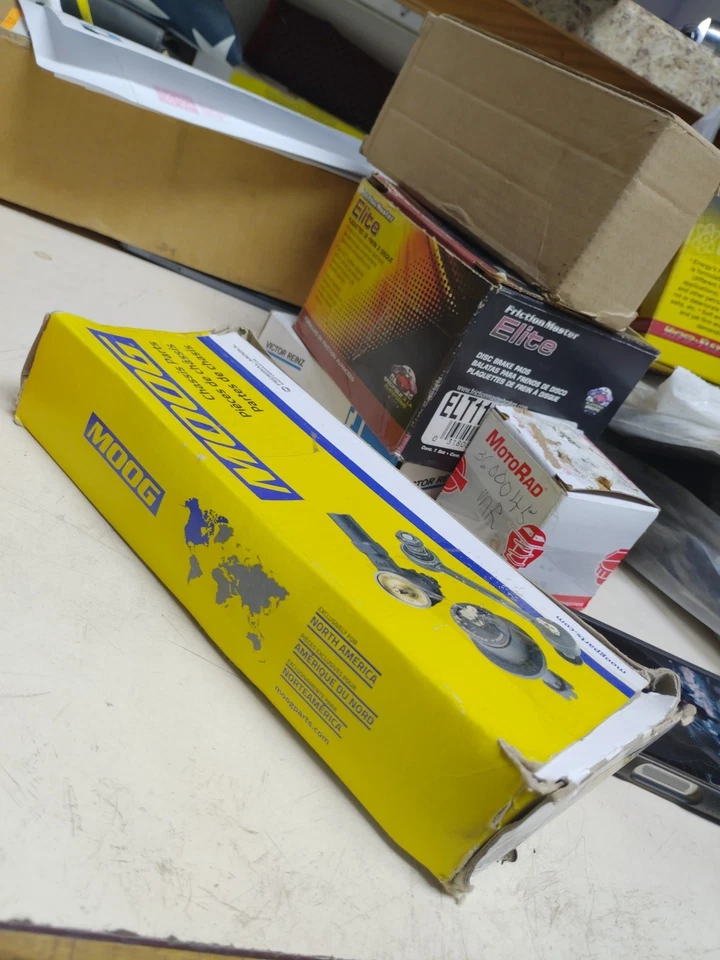 Extremo de varilla de amarre MOOG 1979-1985 RX-7 ES2192R Foto 3 de 3