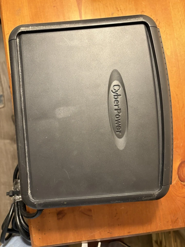 CyberPower 1000 AVR  LCD UPS CP1000AVRLCD9 Outlets 600W Mini-Tower For Parts - Image 3 of 4