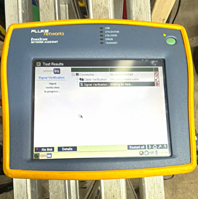 Fluke Networks EtherScope Network Assistant RJ45 Cable Tester w/ Carrying Case