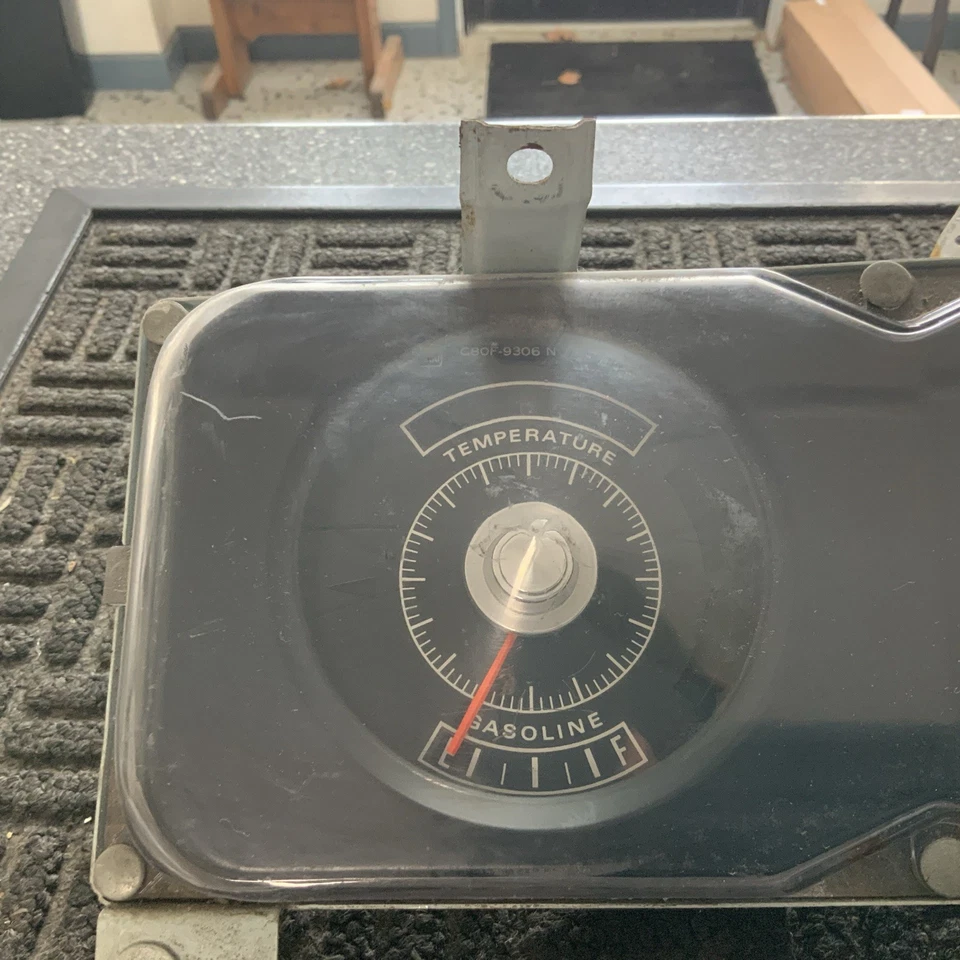 Ford Fairlane Torino 1968 cuadro de instrumentos velocímetro OEM C8OF-10B885 Foto 2 de 4