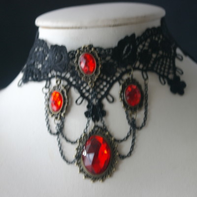 Schöner Modeschmuck rot & schwarz Halskette 24 gr. 7,5 Zoll lang + Verlängerung