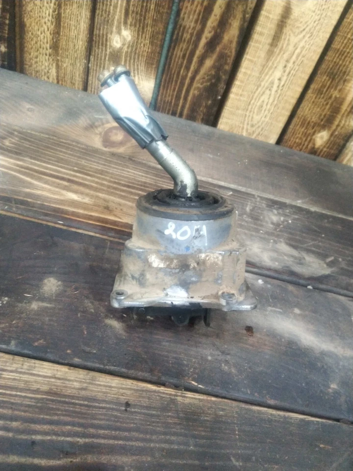 07-16 Jeep Wrangler JK 6 Speed Manual Transmission Shift Base NSG370 Shifter - Image 2 of 4