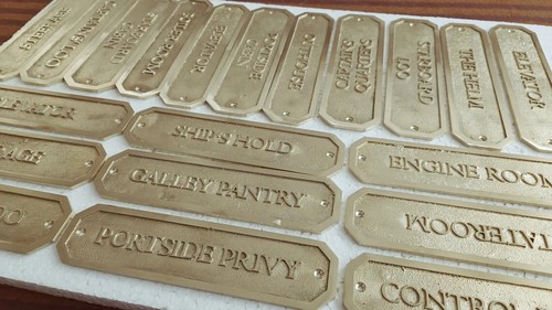 Customized classic brass signs - Nautical signs and plaques - Heavy duty 3D sign - Picture 9 of 9