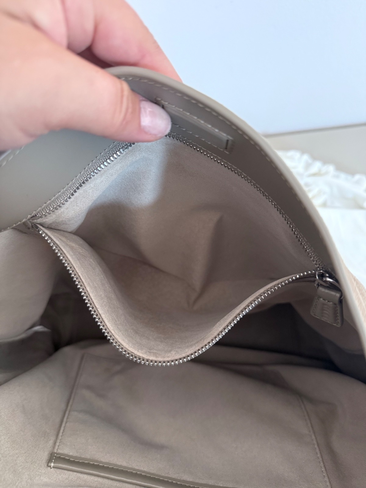 Staud Perry Hobo Tote — image 12