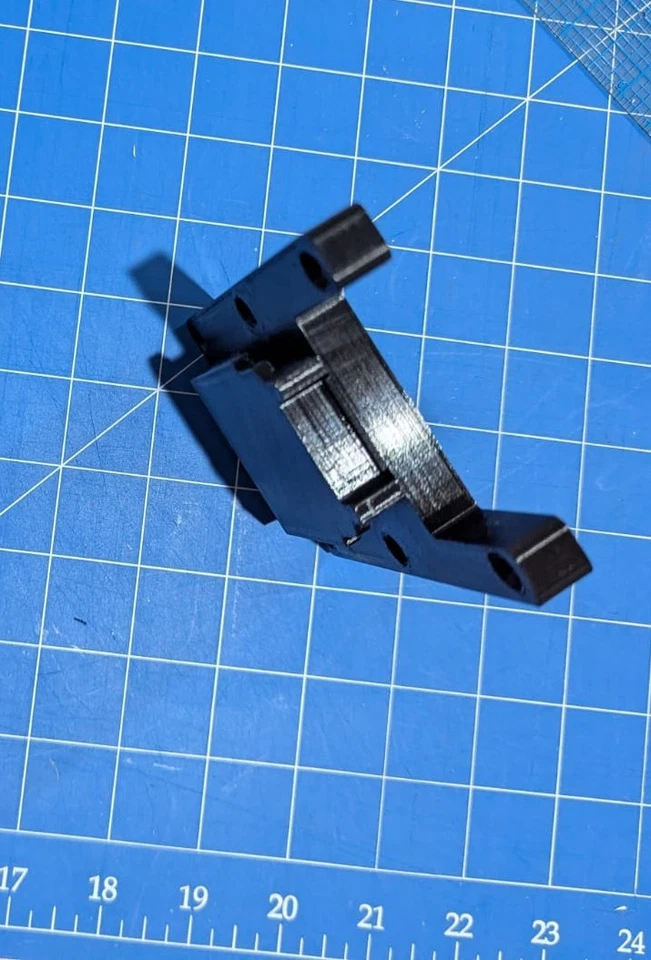 Dewalt reciprocating saw Wall mount - Image 4 of 4