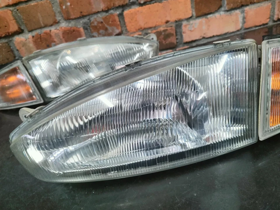 Luces delanteras JDM Mitsubishi Mirage Colt V Cyborg CJ4A CJ 1995-1999 Foto 3 de 4