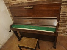 pianoforte verticale usato