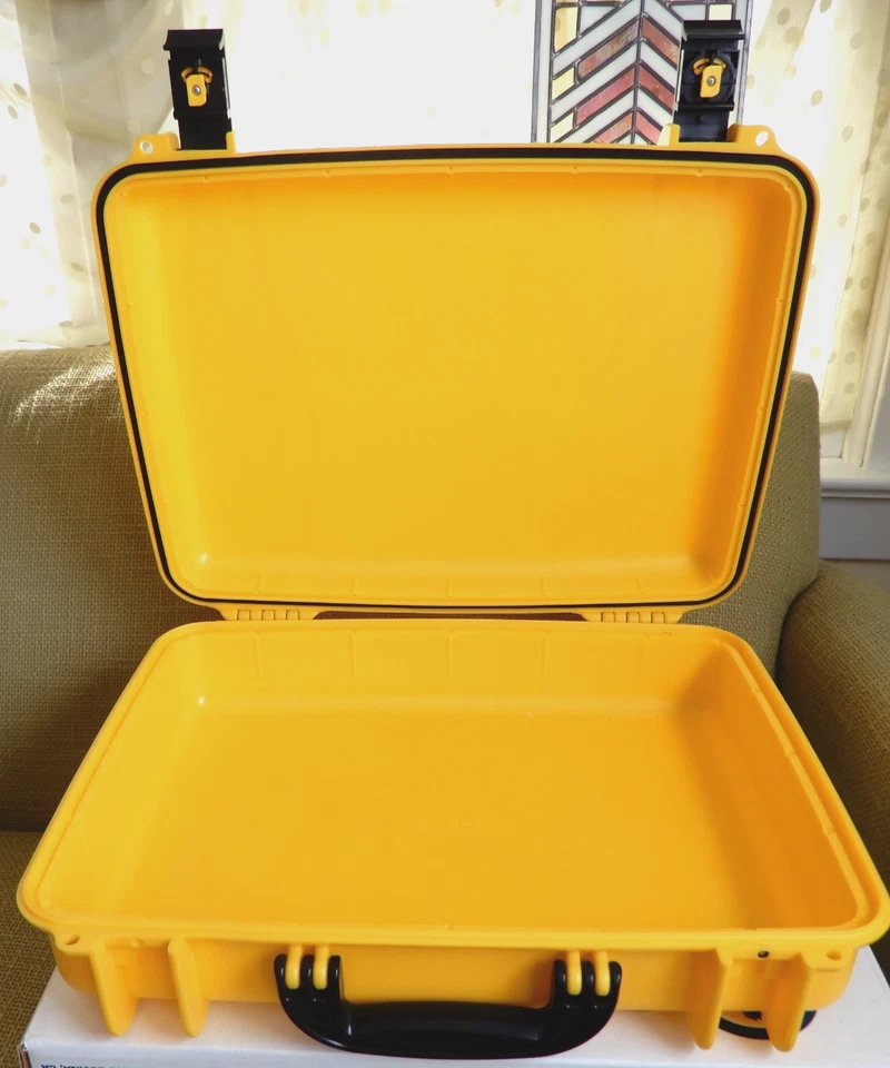 Seahorse SE710 Equipo de Protección Impermeable Estuche Rígido Amarillo Estuche Seco Sin Espuma Foto 4 de 4