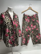 Nick and Nora Pajama Set 2 Piece Capri Pants Top Cheetah Jungle Roses M Medium
