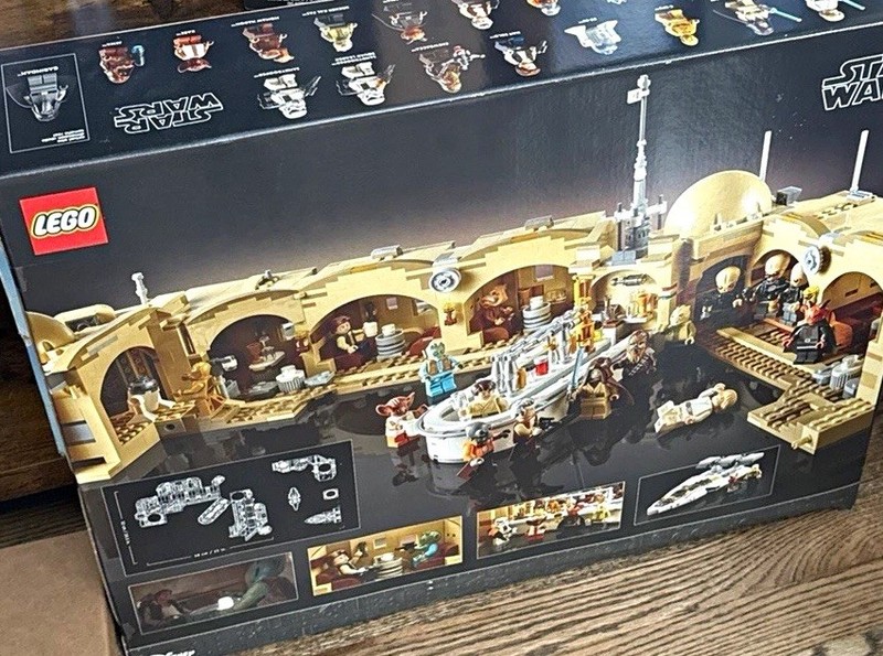 LEGO Star Wars Mos Eisley Cantina 75290
