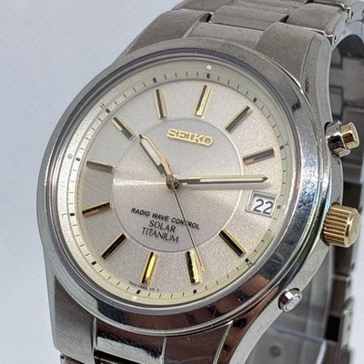 Seiko Solar Titanium 7B42 0AN0 Date Mens Watch Japan Made Wrist 18cm