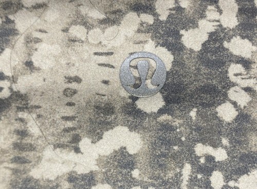 Lululemon Invigorate High Rise Tight Size 4 25" Inseam Green Tan Camo Multi - Picture 8 of 9