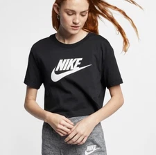 Nike Women's Cropped Black Logo T-Shirt Short Sleeve Sportswear Crewneck Size XL