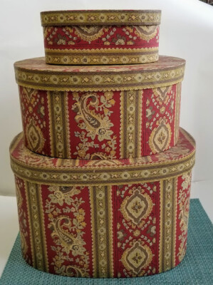 Vintage Band Boxes, Set of 3, Storage/Hat Box/stacking Signed