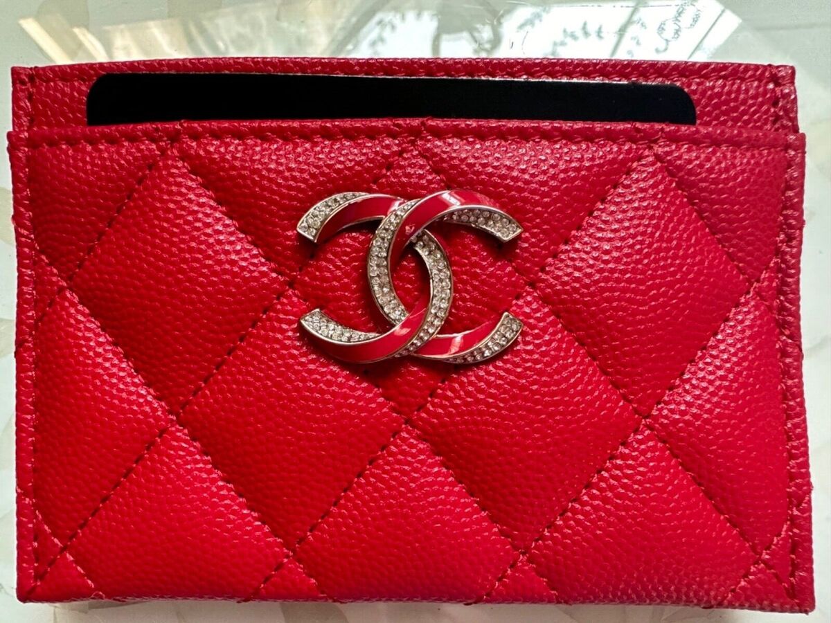 NEW 23S CHANEL Caviar Crystal Card Holder Red BIG CC STRASS Gold