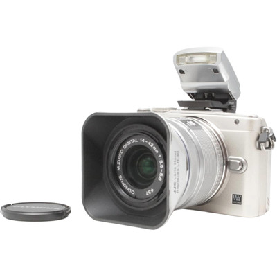 Olympus Pen Lite E-PL6 Silber Gehäuse Spiegellose Digitalkamera & M.ZUIKO...
