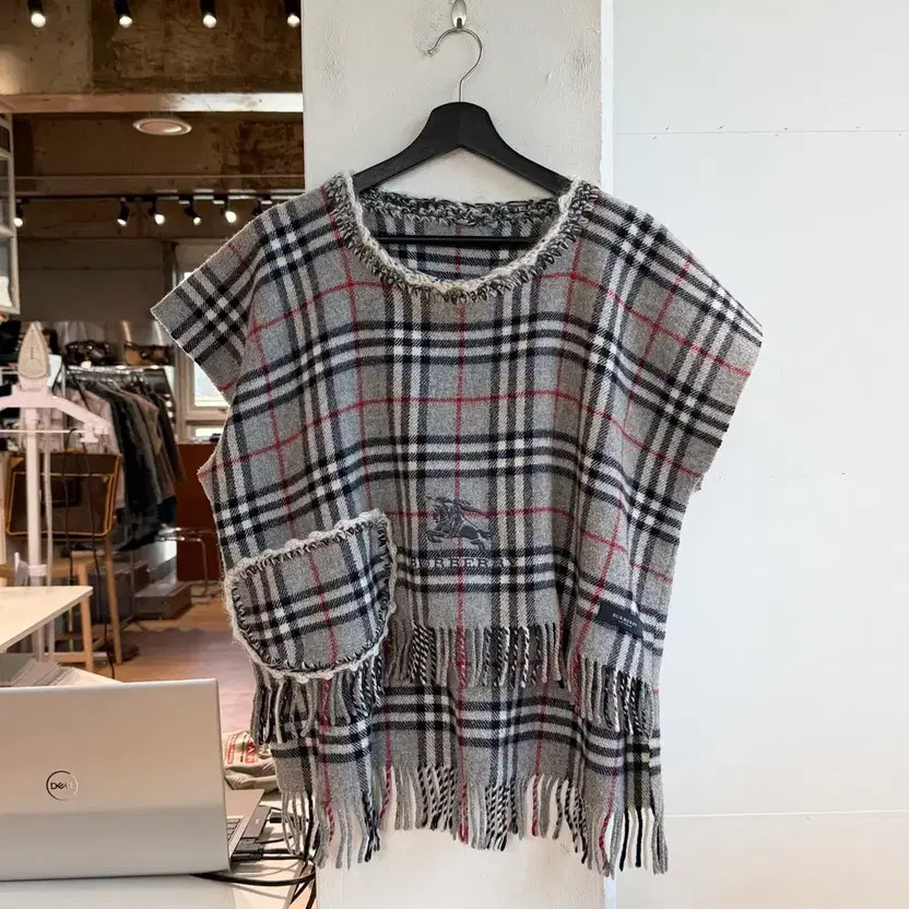 Burberry Grey Nova Check Wool Cape - Lightly Used thumbnail 4