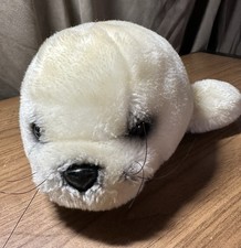 Sea world White Seal Cub Plush 8 in, Preowned 2012