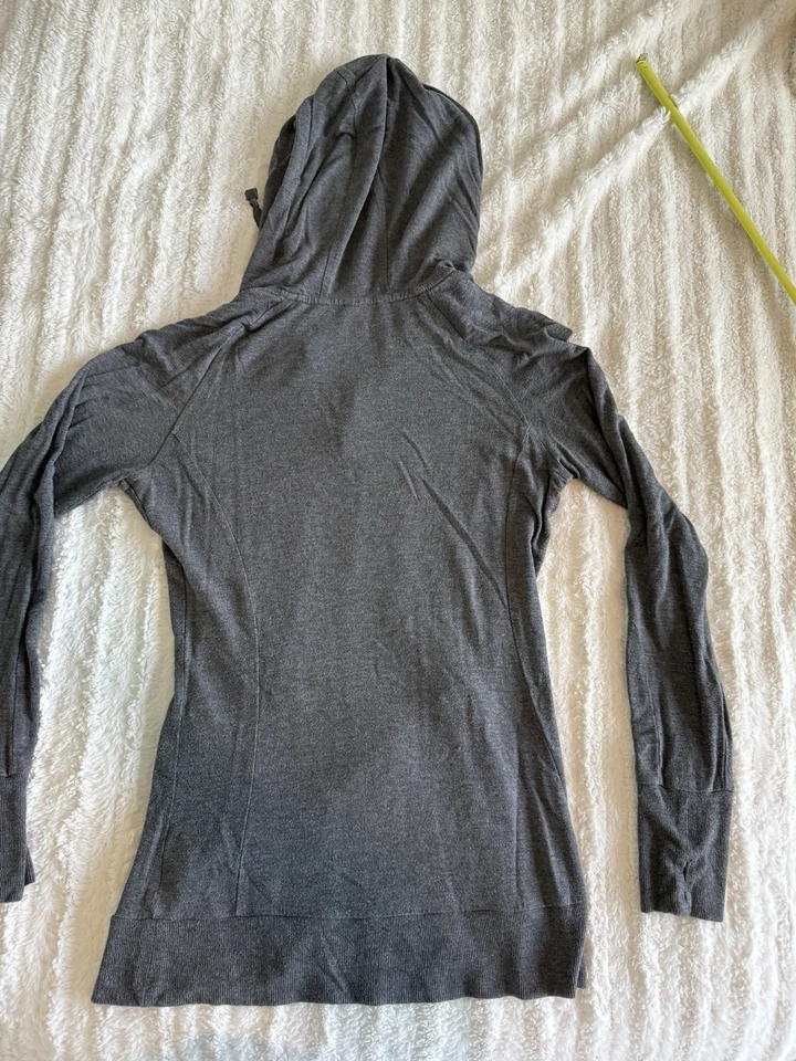 MPG Women’s Pullover Hoodie Long Sleeves Large Gray Pink Top Sweatshirt Pockets - Image 2 of 4