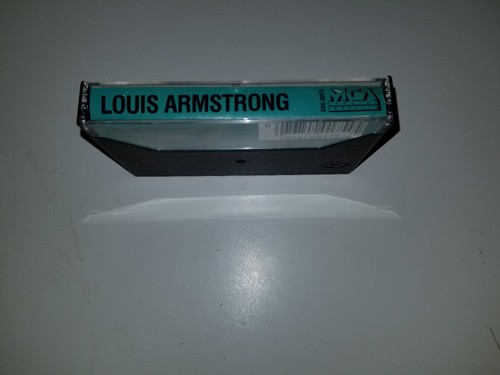LOUIS ARMSTRONG - SELF TITLED - MCA 20175 - CASSETTE TAPE - Picture 2 of 5