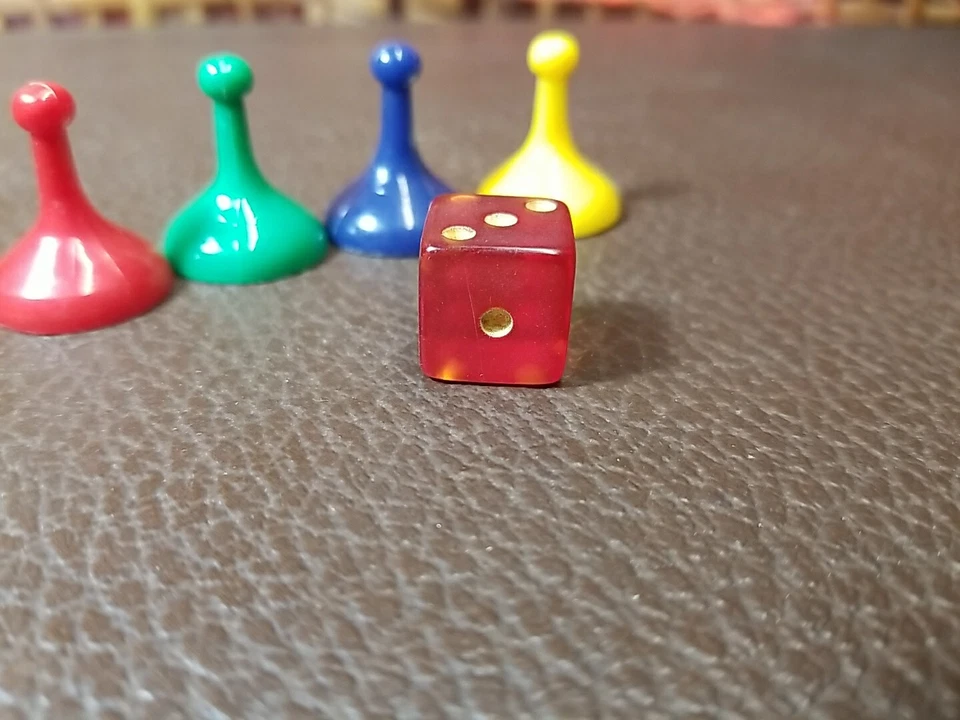 1975 Payday Board Game Replacement Parts Lot Game Pieces And Dice - Image 4 of 4