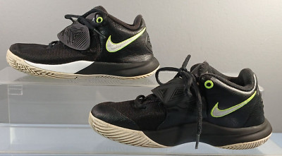 NIKE KYRIE FLYTRAP III PRE-SCHOOL KIDS SHOE SIZE 2Y BLACK & WHITE BQ5621-001