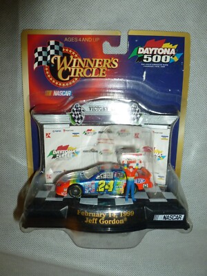 NEW JEFF GORDON #24 WINNERS CIRCLE DUPONT DAYTONA 500 WINNER 2-14-1999 1/64