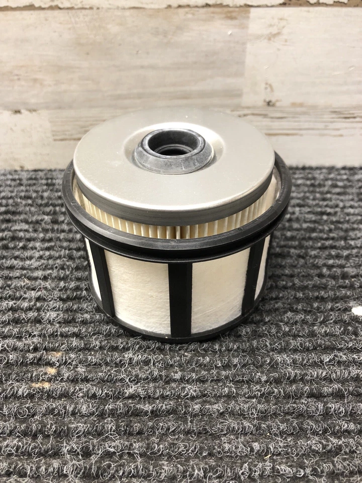 New Pronto Fuel Filter PF9292C Fits Vehicles Listed on Chart Below - Image 2 of 4