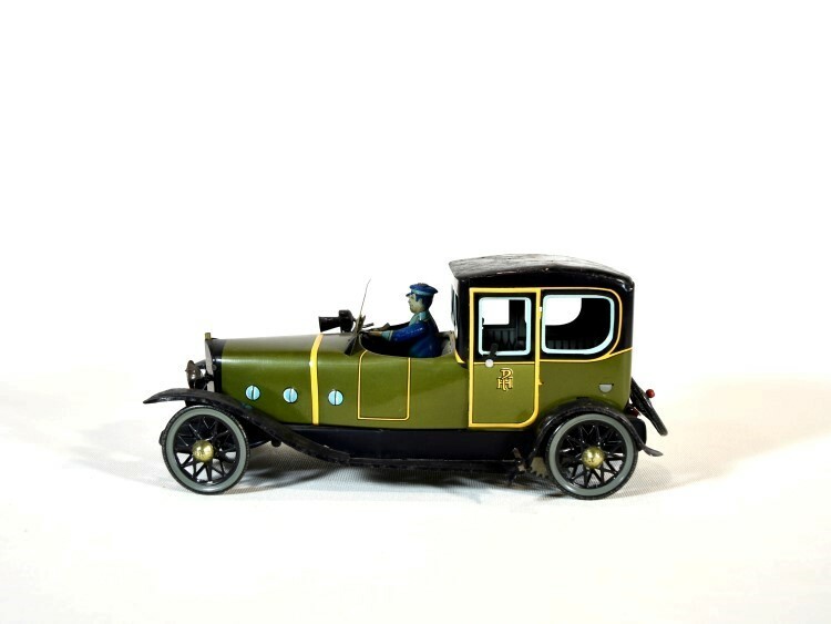 Vintage paya wind Up Limousine Coupe 841