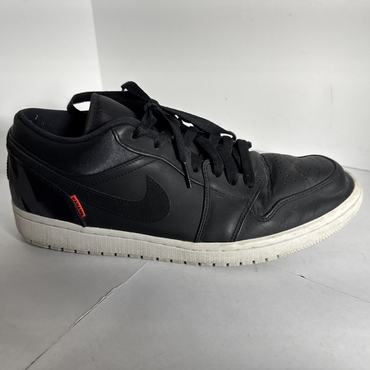Nike Air Jordan 1 Retro Low PSG Paris Saint Germain Size 11