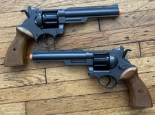Vintage Edison Giocattoli Plastic Cap Gun Revolver Pistol N.4841655 Lot Of 2