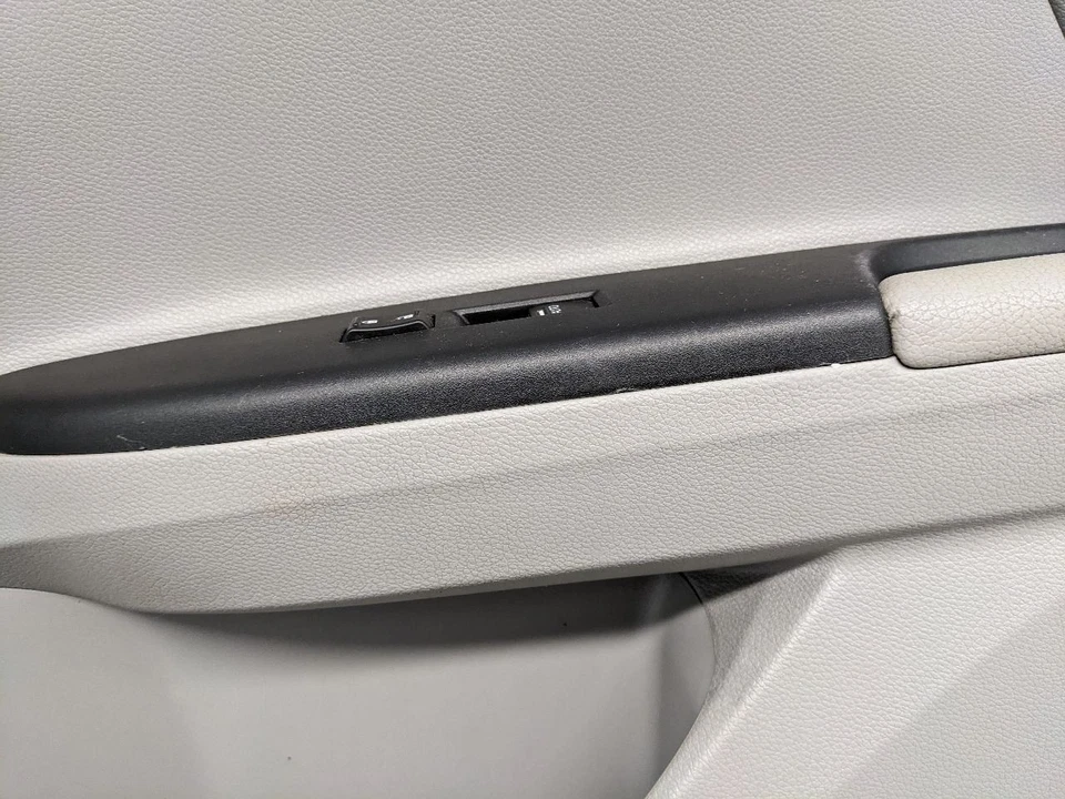 Panel de moldura de puerta delantera izquierda conductor Honda Accord 2013-2017 1165546 Foto 2 de 4