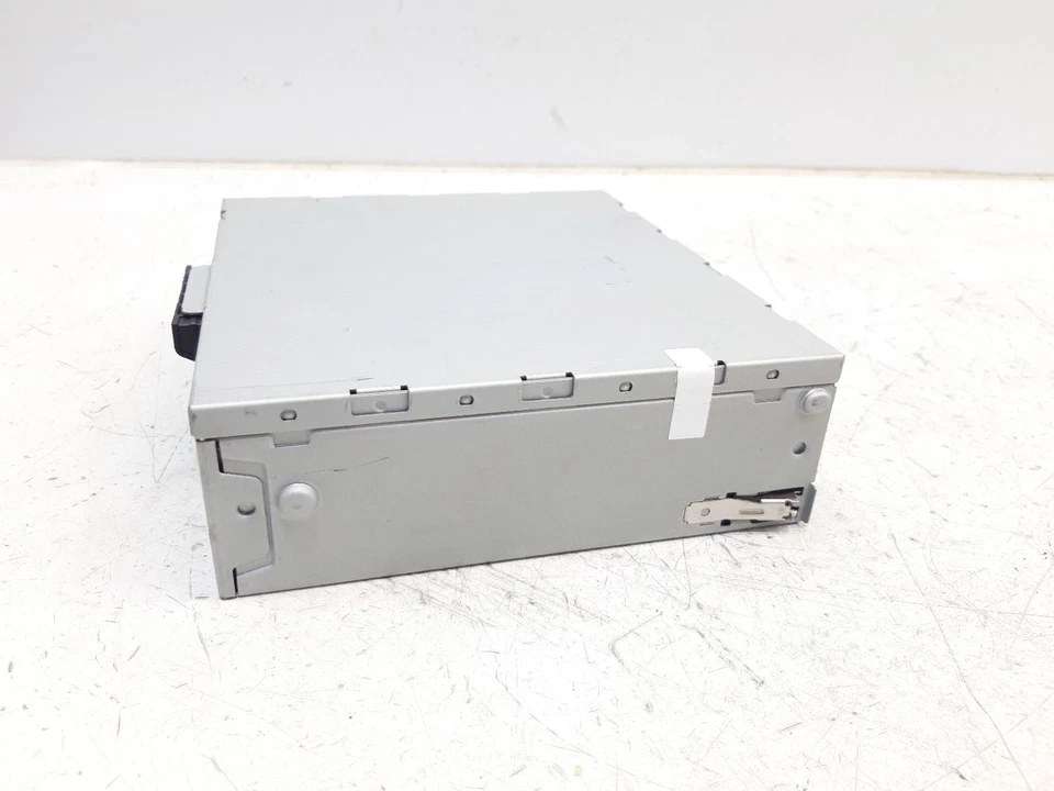 Unità Radio Stereo AUDI A4 2011 4G1035053 *HA BISOGNO DEL CODICE - Immagine 2 di 3