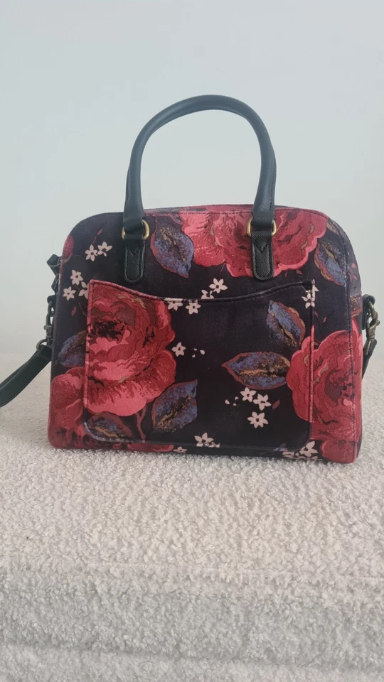 Cath Kidston beautiful Little Jacquard Rose hand/cross body Bag excellent - Image 2 of 4